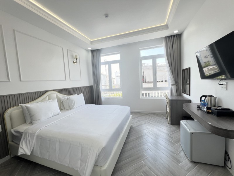 deluxe-king-room